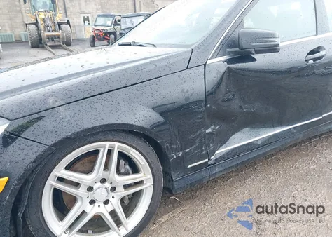 2013 Mercedes-Benz C 300 Luxury 4Matic/Sport 4Matic from USA, damaged, VIN WDDGF8AB9DR254857